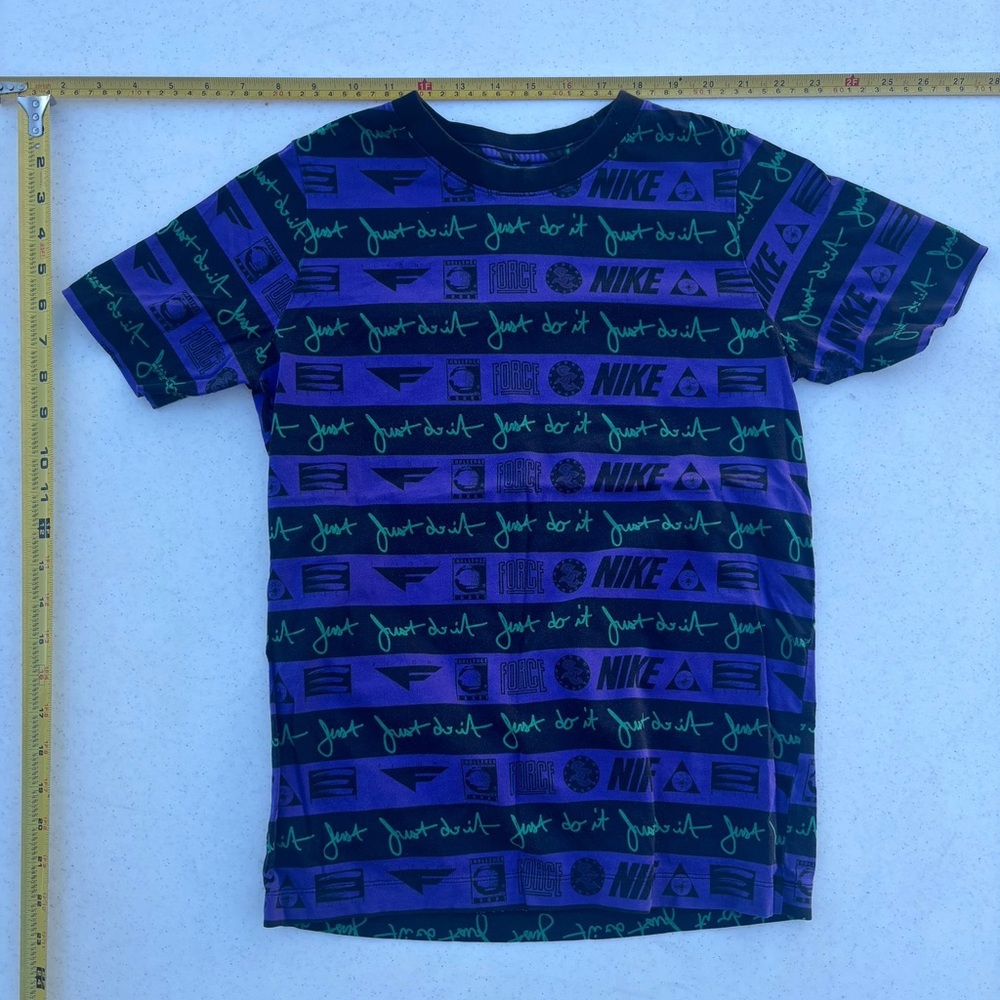 Youth Large Nike Shirt